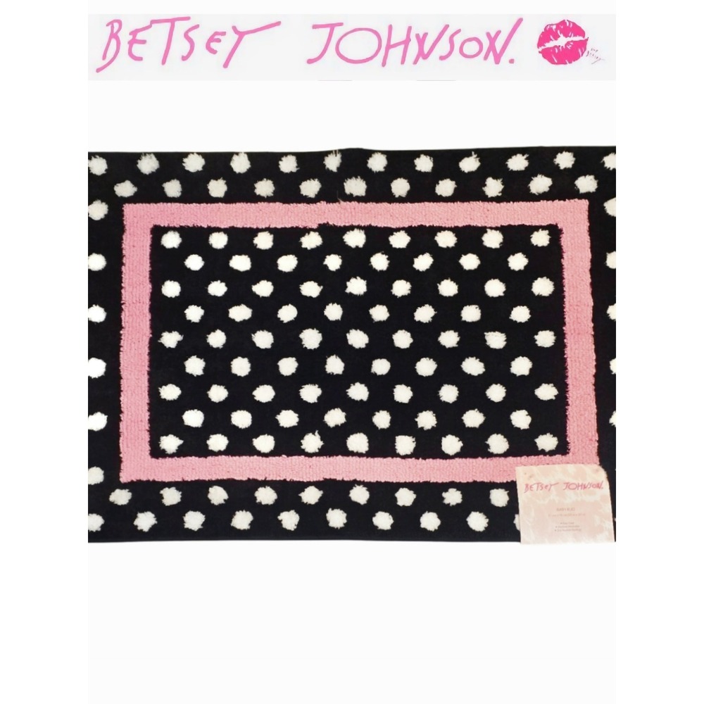 Betsey Johnson Polka Dot Bordered Plush Bath Rug